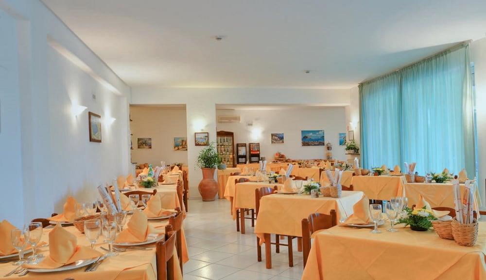 Hotel La Luna Ischia Exterior foto