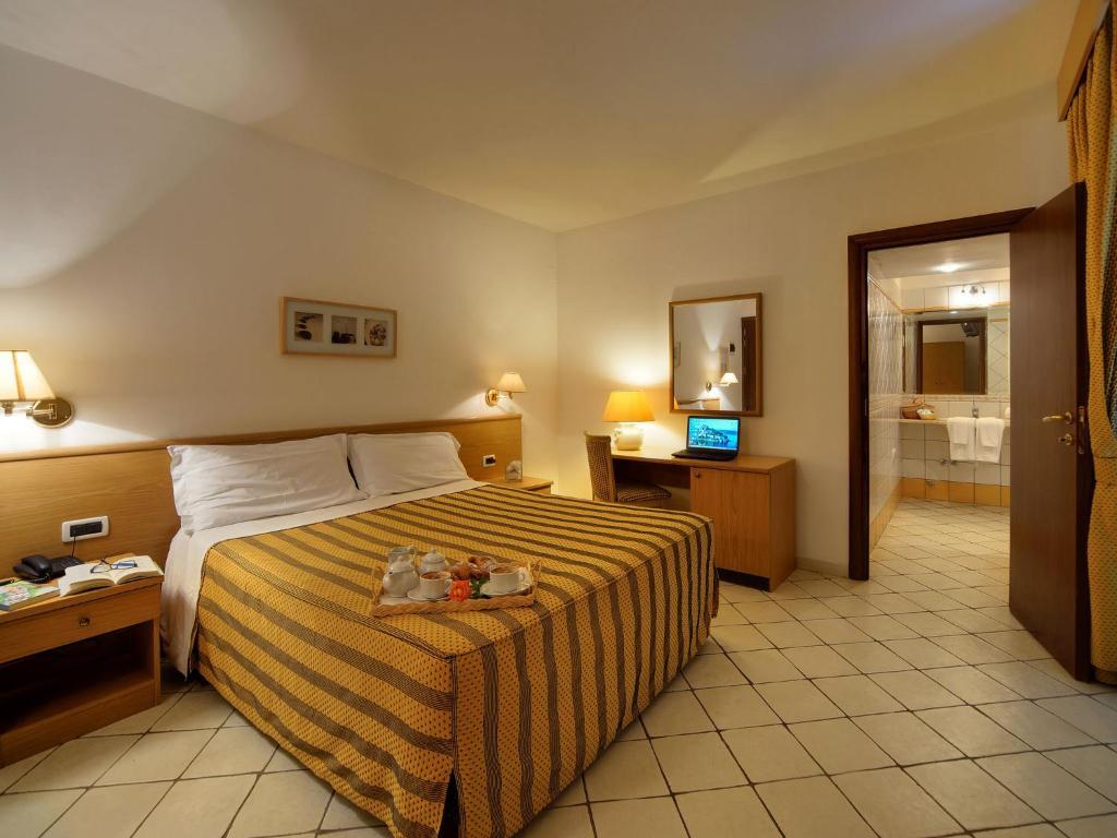 Hotel La Luna Ischia Cameră foto
